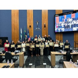 Dezoito mulheres empreendedoras recebem Votos de Louvor e Reconhecimento em SJP